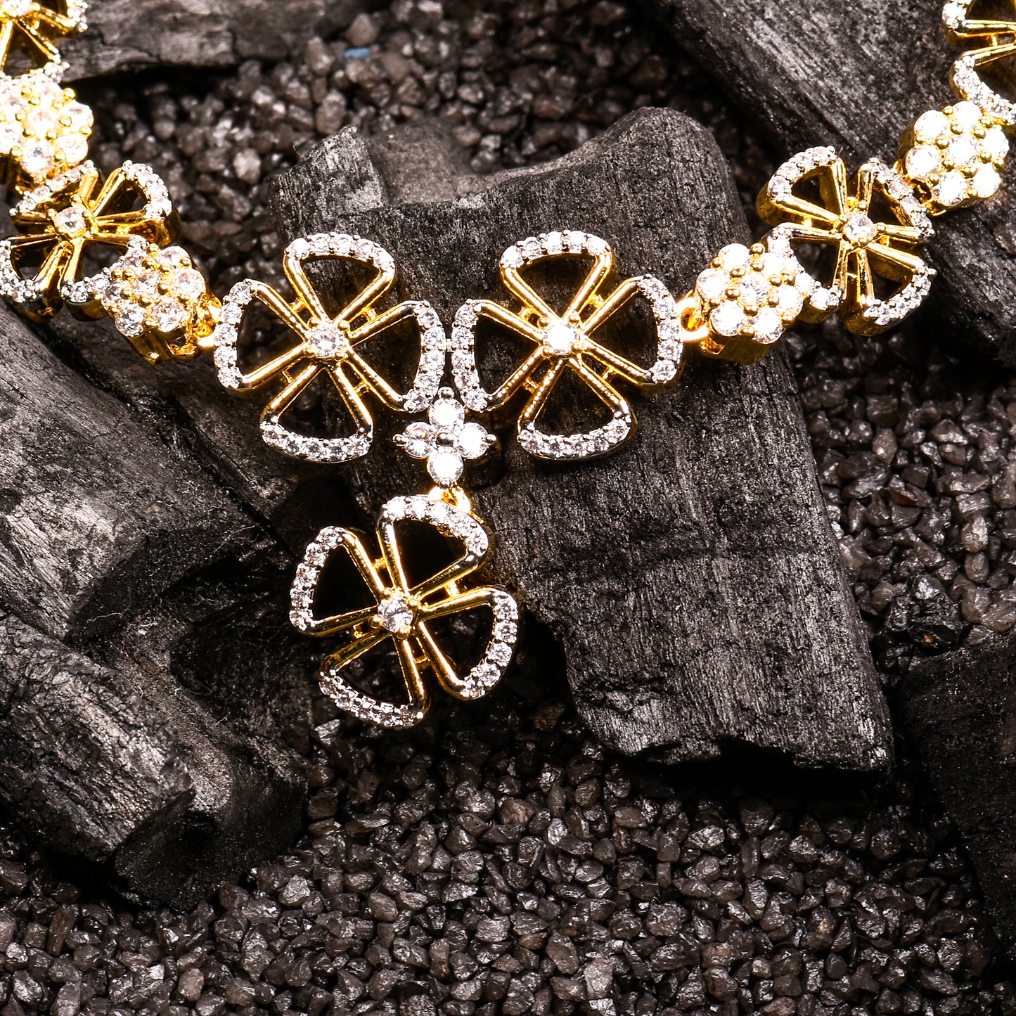 Ornapp Cubic zirconia Flower elegant design Necklace set| Premium range| American diamond set
